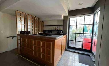 Oficina en alquiler en segunda planta en edificio colonia Aguilera