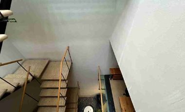 Oficina en alquiler en segunda planta en edificio colonia Aguilera