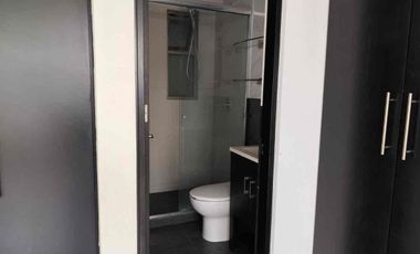 Amplio departamento, con vigilancia