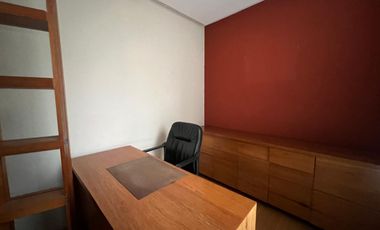 Oficina en Alquiler en Primer Nivel  en Edificio Colonia Aguilera