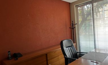 Oficina en Alquiler en Primer Nivel  en Edificio Colonia Aguilera