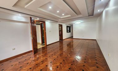 VENDO DEPARTAMENTO - LA MOLINA CERCA A FACULTADES  DE MEDICINA Y DERECHO DE USMP