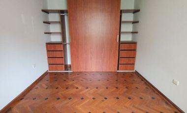 VENDO DEPARTAMENTO - LA MOLINA CERCA A FACULTADES  DE MEDICINA Y DERECHO DE USMP
