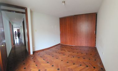 VENDO DEPARTAMENTO - LA MOLINA CERCA A FACULTADES  DE MEDICINA Y DERECHO DE USMP