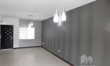 CASA EN RENTA PUENTE DE CANTERA