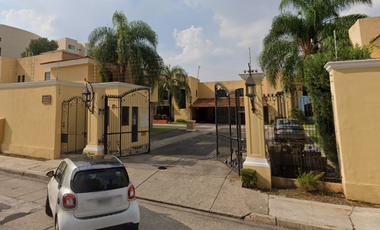 ¡Oportunidad! Casa en Venta en Zapopan, Jal. – No créditos