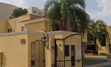 ¡Oportunidad! Casa en Venta en Zapopan, Jal. – No créditos
