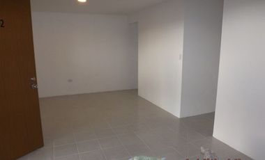 Departamento de 3 recámaras en Col. Lomas de Castillotla cerca de la 11 sur y 127 pte