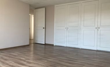 Renta casa sola en Jardines del Pedregal con gran jardìn.