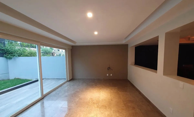 Residencia en venta Bosque Esmeralda