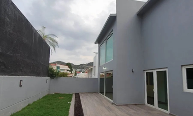 Residencia en venta Bosque Esmeralda