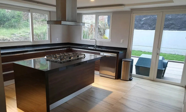 Residencia en venta Bosque Esmeralda