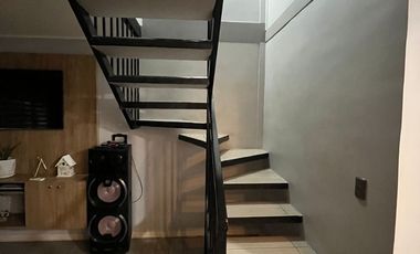 Casa Remodelada con Piscina en Excelente Estado, Quilicura.