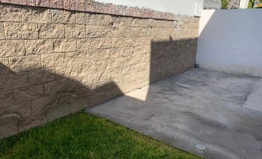 Casa en renta totalmente amueblada y equipada en fraccionamiento privado