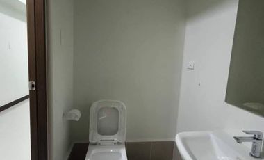 2 Bedroom rent to own condo for sale in Quatum Residences near Dela Salle University