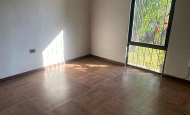 Vendo acogedora casa en Las Condes