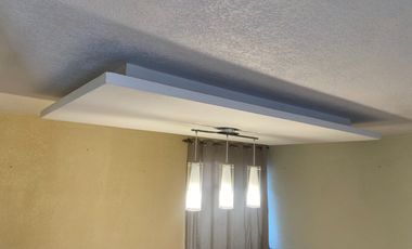 RENTA DE CASA EN PRIVADA CON 3 CASAS, PORTON ELECTRICO Y  LUGAR MUY SEGURO