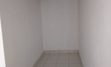 DEPARTAMENTO SEGUNDO PISO CON COCHERA MIRAFLORES