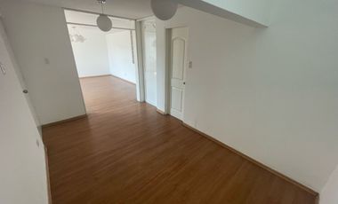DEPARTAMENTO SEGUNDO PISO CON COCHERA MIRAFLORES