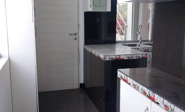 DEPARTAMENTO SEGUNDO PISO CON COCHERA MIRAFLORES