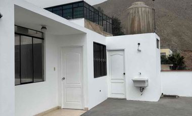 ALQUILO HABITACIONES EN CALLE ORIÓN PRIMERA CUADRA URBANIZACIÓN PORTADA DEL SOL ALTURA CUADRA 30 AVENIDA DEL CORREGIDOR.