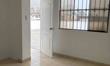 ALQUILO HABITACIONES EN CALLE ORIÓN PRIMERA CUADRA URBANIZACIÓN PORTADA DEL SOL ALTURA CUADRA 30 AVENIDA DEL CORREGIDOR.