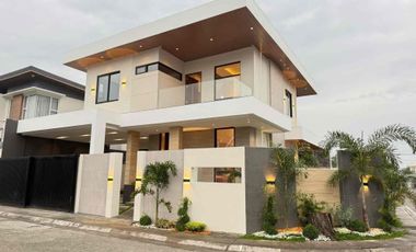 Modern Minimalist House with Swimming Pool in Angeles City