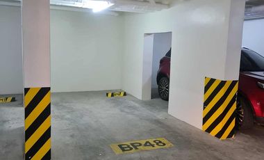 Marina Spatials by Filinvest – 10th Floor Condo with Panoramic Sea & City Views wtih Parking