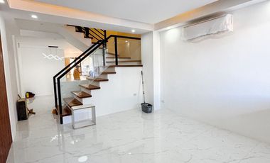 Elegantly Finish Area Modern 3 storey House and Lot For Sale in Pilar Village, Las Piñas City
