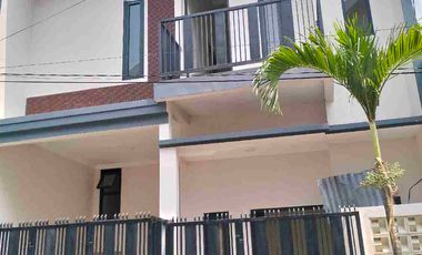 Rumah cantik murah 2 lantai bisa KPR
