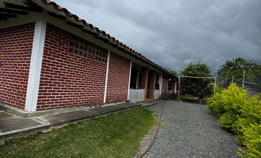 SE VENDE CASA FINCA CAMPESTRE, PARCELACION EL OTUN, SANTA ELENA, VALLE DEL CAUCA