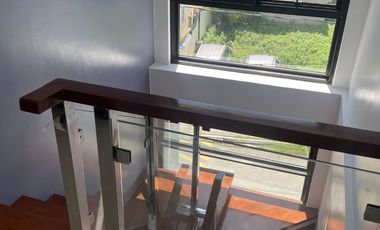 Corner End Unit House for Sale near SM City Caloocan!