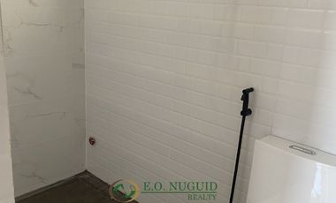 Corner End Unit House for Sale near SM City Caloocan!