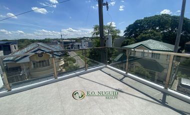 Corner End Unit House for Sale near SM City Caloocan!