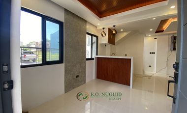 Corner End Unit House for Sale near SM City Caloocan!