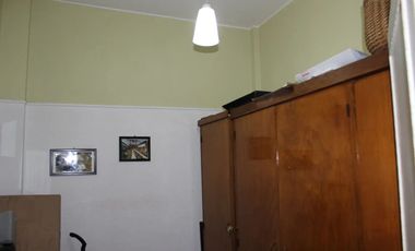 CASA - DOS LOCALES - DEPARTAMENTO