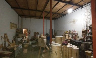 GALPON SOBRE AVENIDA ROCA LOTE 10X50 SUP. CUB.400 M2