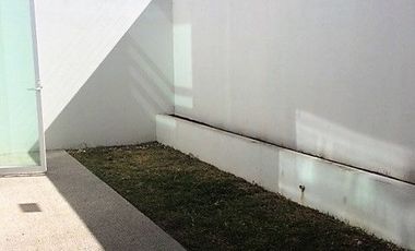 CASA EN RENTA EN VALLE IMPERIAL ZAPOPAN, JAL. DENTRO DE COTO.