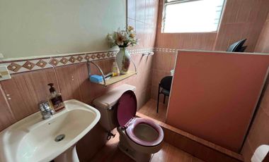 Cerca Colegio Condamine Vendo Oportunidad casa para vivienda y ofinas