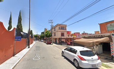 CASA DE RECUPERACIÓN BANCARIA EN CALLE CAMINO A COACALCO, FRACC. LOMAS DE SAN MIGUEL, CUAUTITLAN IZCALLI, EDO MEX. ¡NO SE ACEPTAN CRÉDITOS!