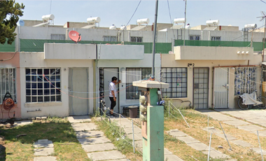 CASA EN CALLE JARDINES DE ARANJUEZ, JARDINES LOS HEROES , TECAMAC, ESTADO DE MÉXICO.  ¡¡NO CREDITOS!!