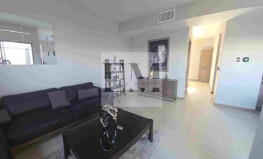 HERMOSA CASA CON PANELES SOLARES AREA CAMPOS ELISEOS