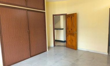 ALQUILER CASA TRES PISOS, NORTE DE MACHALA