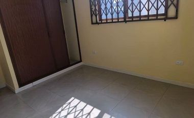 ALQUILER CASA TRES PISOS, NORTE DE MACHALA