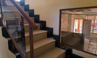 ALQUILER CASA TRES PISOS, NORTE DE MACHALA