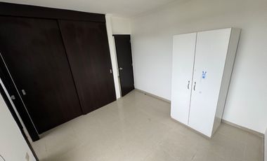 En venta departamento de 3 dormitorios en Urb.Altos del Río en av.Leon Febres Cordero.