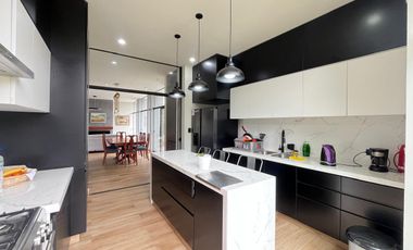 Hermosa Casa con piscina y gran jardín en Fundo Cieneguilla 🏠🌳