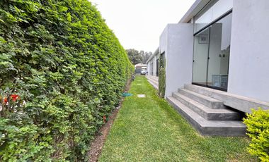 Hermosa Casa con piscina y gran jardín en Fundo Cieneguilla 🏠🌳