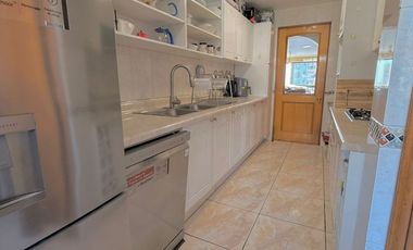 Ascensor a la puerta! Se vende departamento 3 Dormitorios + 3 Baños Sector Av. Brasil