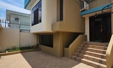 GARZOTA-NORTE DE GUAYAQUIL, Alquilo Casa 3 dormitorios $870.
(Sector cerrado)